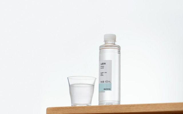 無印良品山泉水，，，，，践行可一连理念